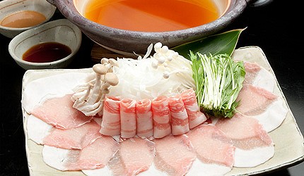 琉球Dining桃香是一間在恩納村附近推薦的豬肉涮涮鍋店