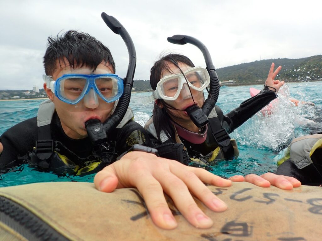 冲绳潜水 青洞浮潜 中文教学｜期待今年开放海外旅游｜黑潮潜水