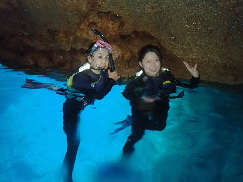 沖繩青洞 藍洞浮潛 體驗潛水