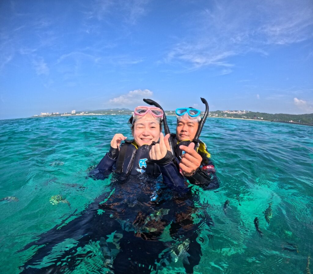 冲绳旅行 梦幻礁潜水 青之洞窟｜旅行中最好玩的行程｜黑潮潜水