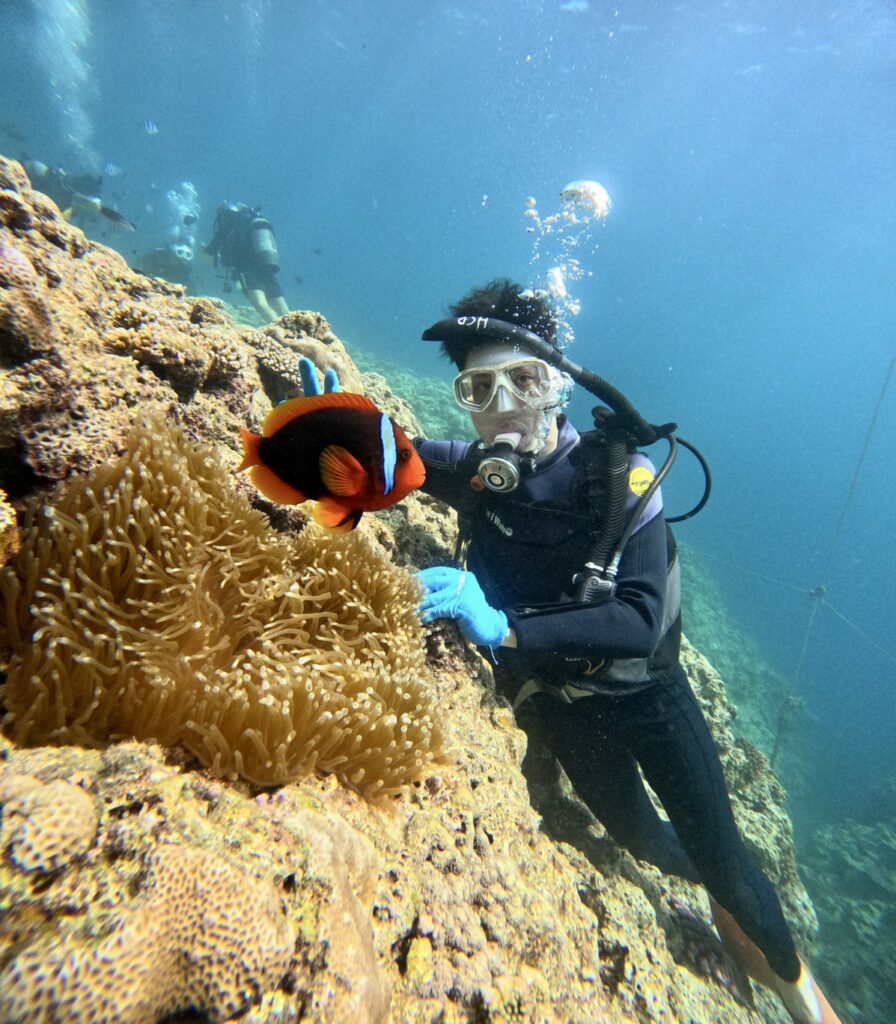 沖繩旅遊 中文教練 ｜青之洞窟 藍洞 潛水｜黑潮潛水