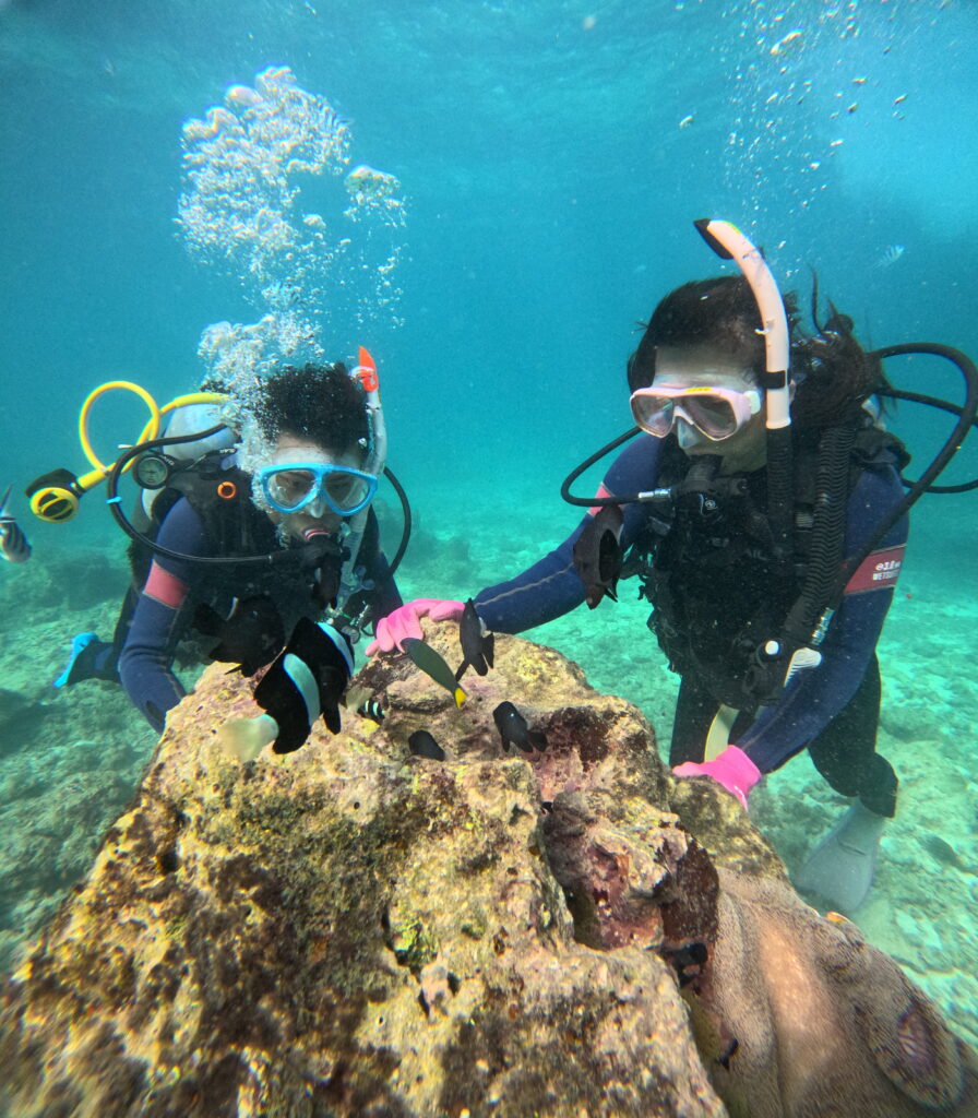 黑潮潛水 沖繩旅遊 中文教練