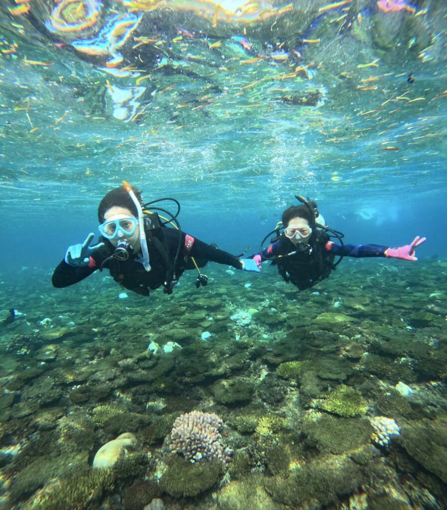 冲绳旅游 青洞 体验潜水｜水中约会｜黑潮潜水