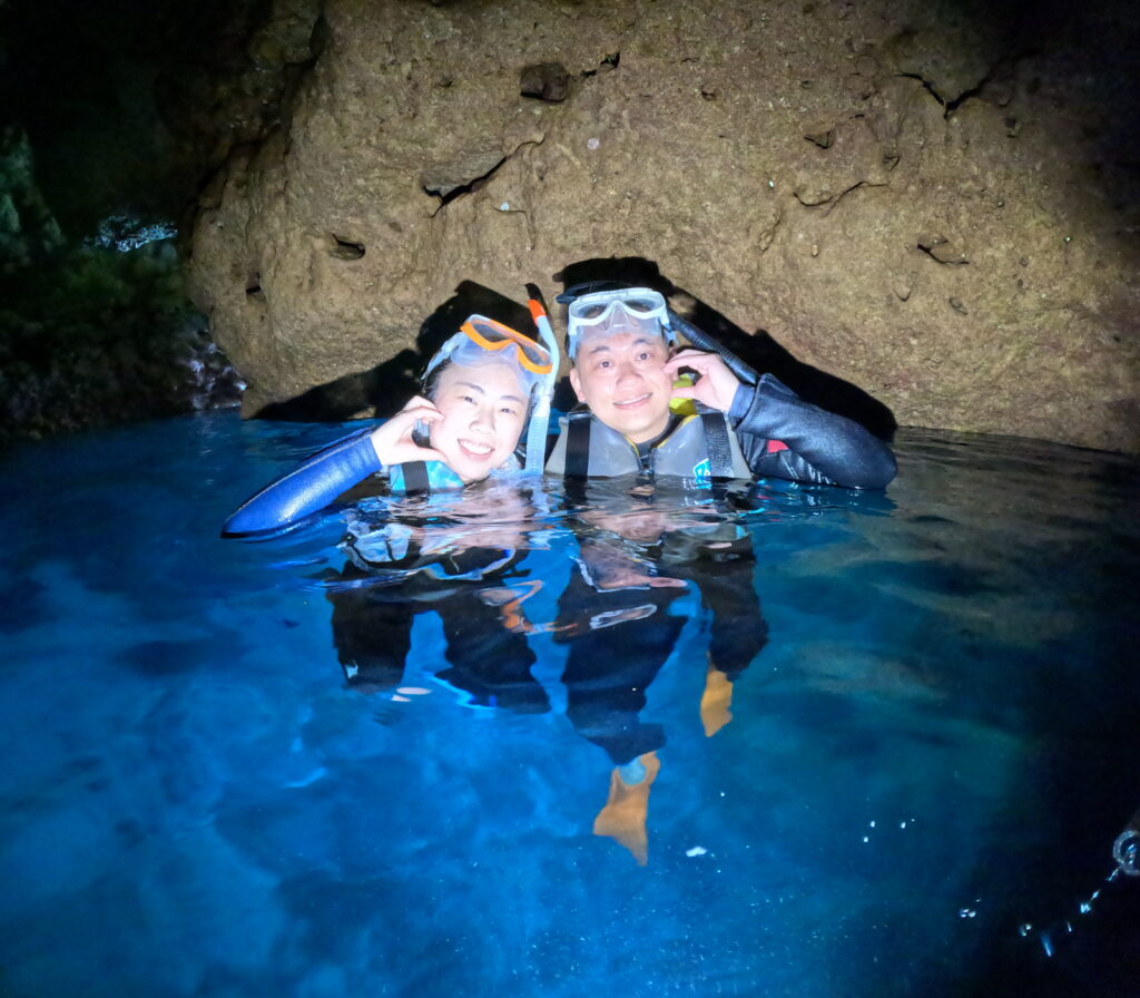 沖繩旅遊 藍洞 青洞 中文教練 PADI