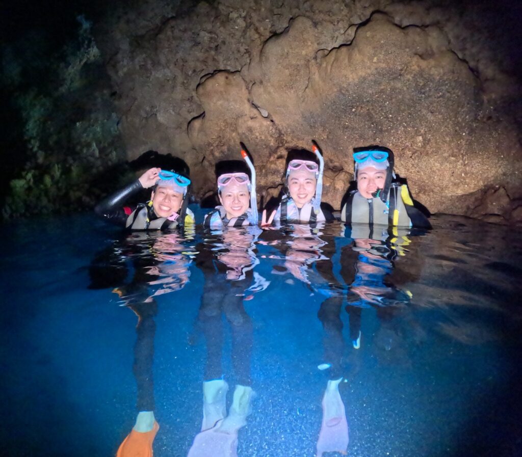 冲绳旅游 蓝洞 青洞 中文教练 PADI