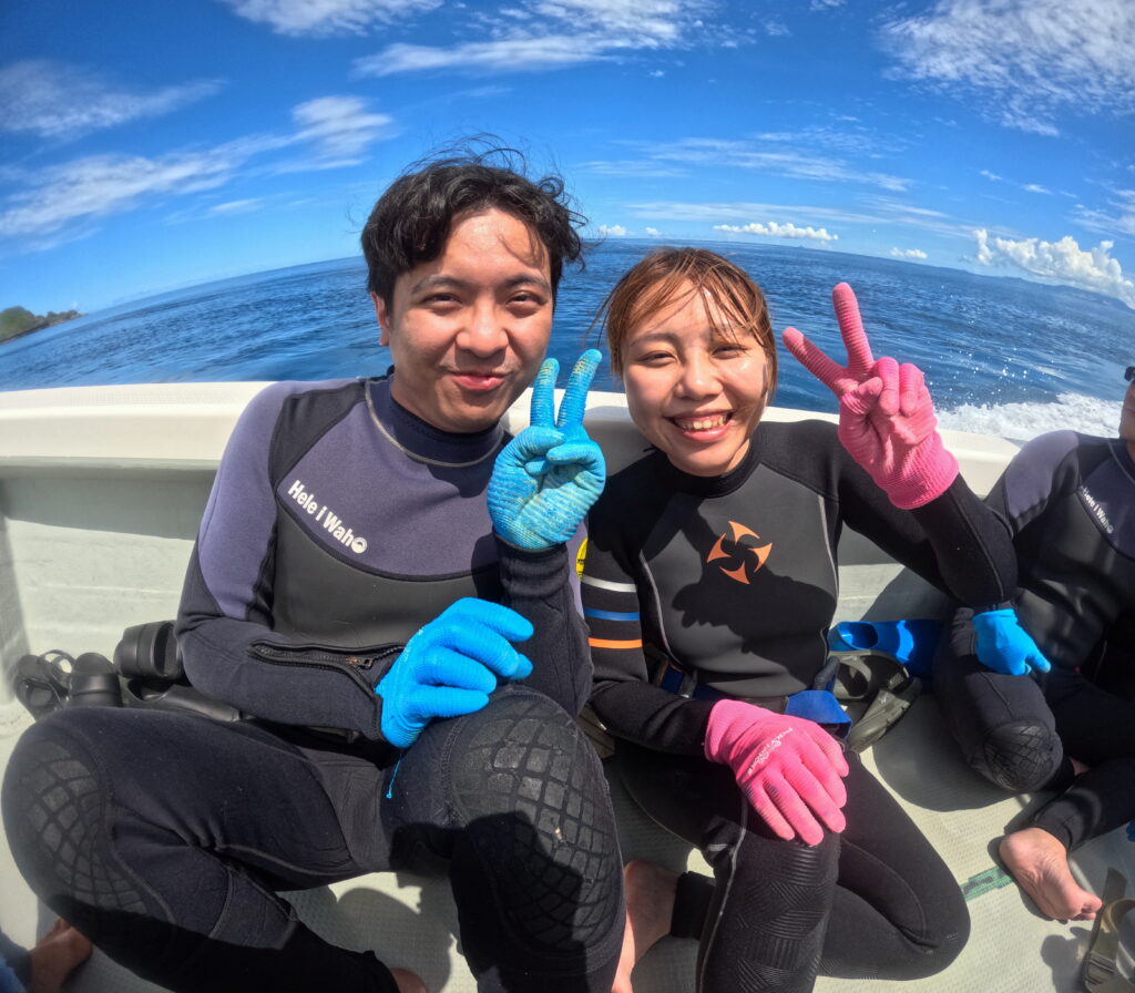 沖繩 PADI 潛水 中文練說明 青洞