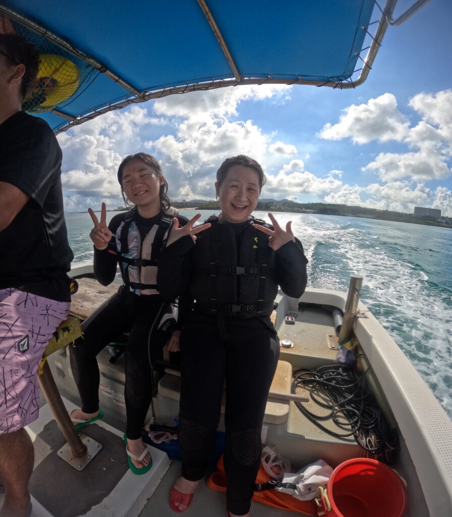 沖繩 浮潛 青洞