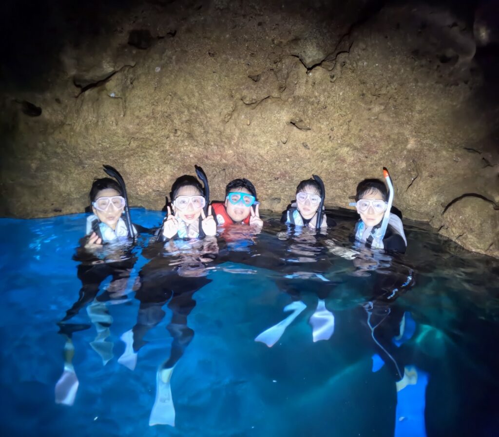 沖繩 浮潛 PADI 中文說明 青洞
