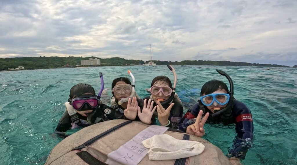 冲绳 浮潜 中文 快乐家庭旅行 黑潮潜水