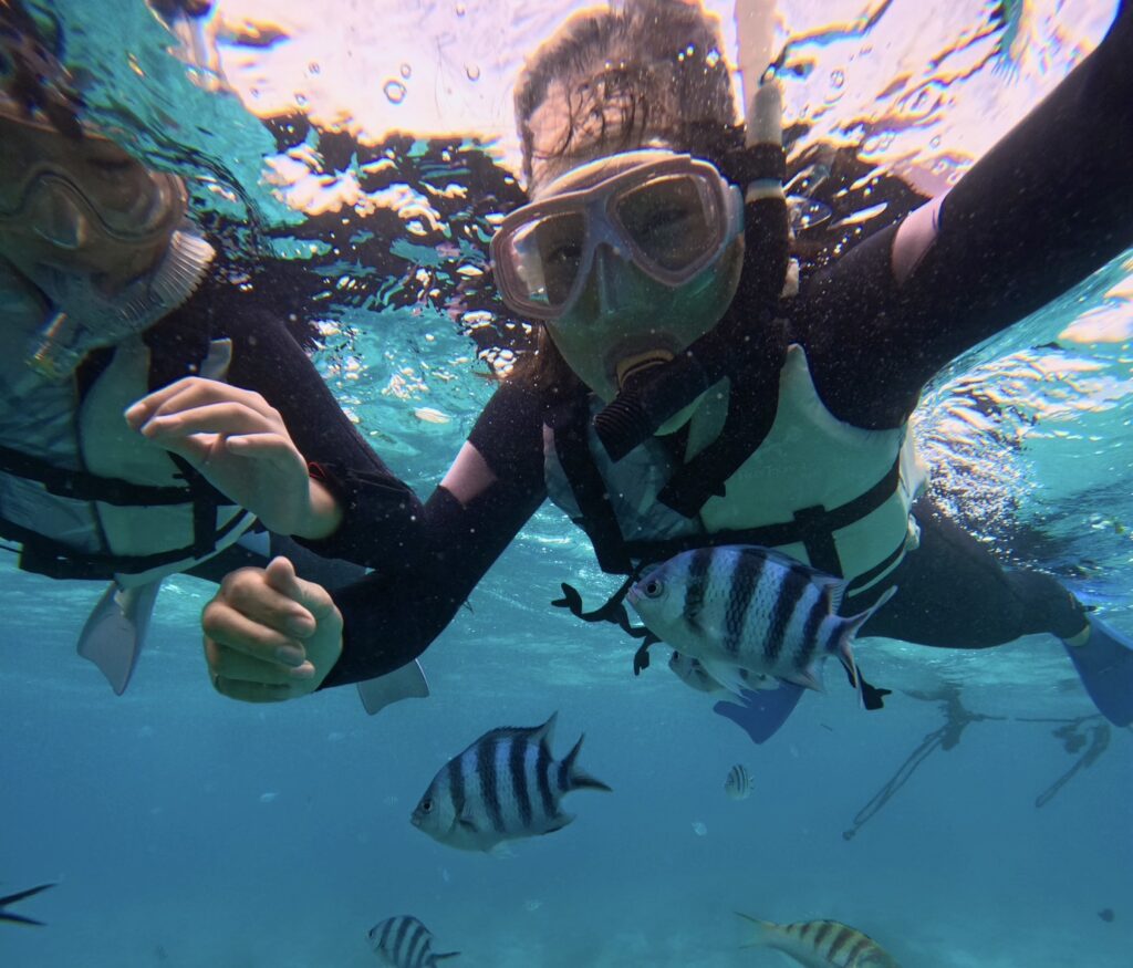 沖繩 浮潛 中文 快樂家庭旅行 黑潮潛水