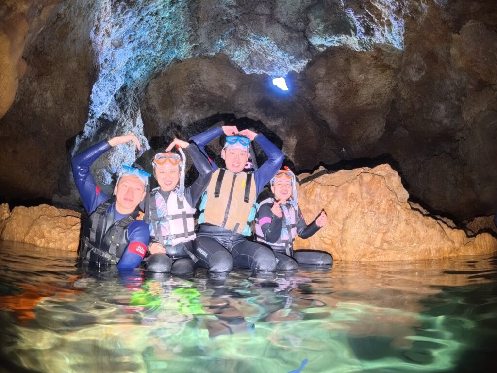 浮潜 冲绳 青洞 中文说明