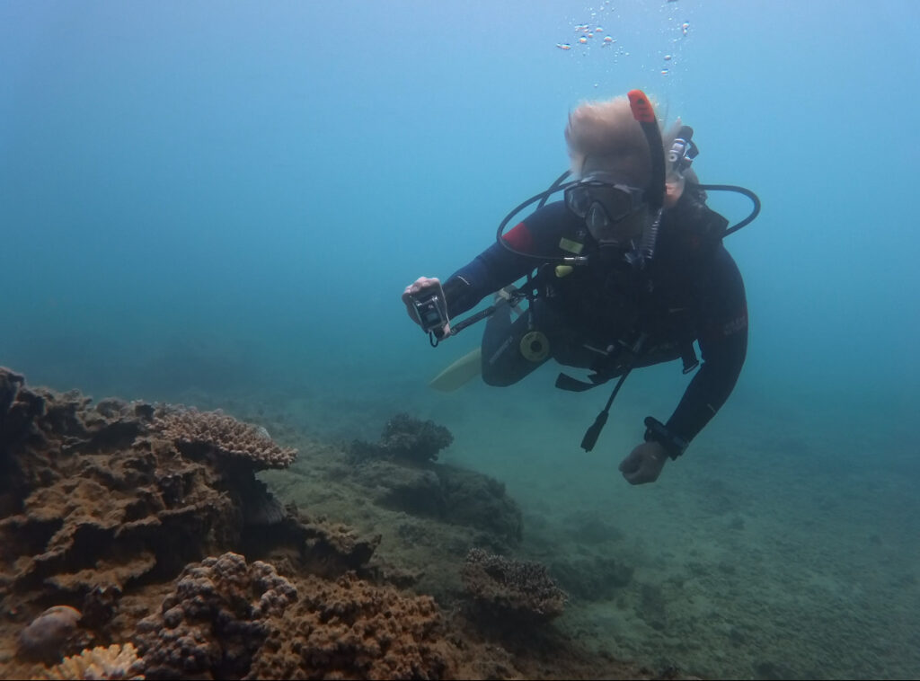 冲绳旅游 中文教练 PADI