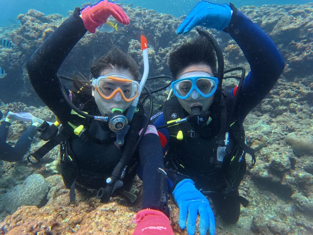 沖繩潛水 情侶約會 中文教練