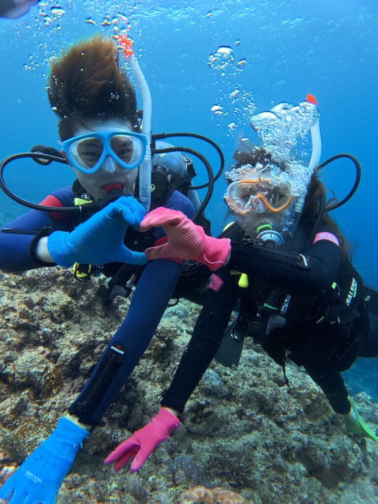 青洞潜水 PADI 中文教练