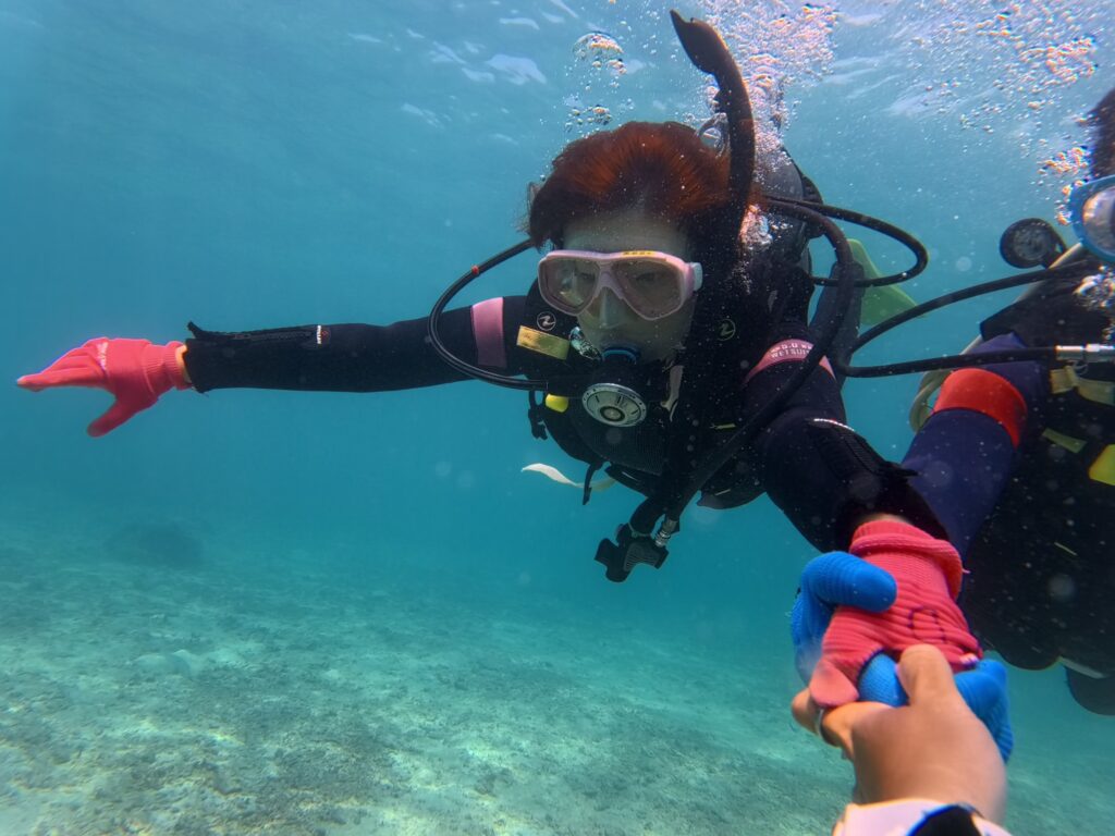 青洞 黑潮潛水 中文教練