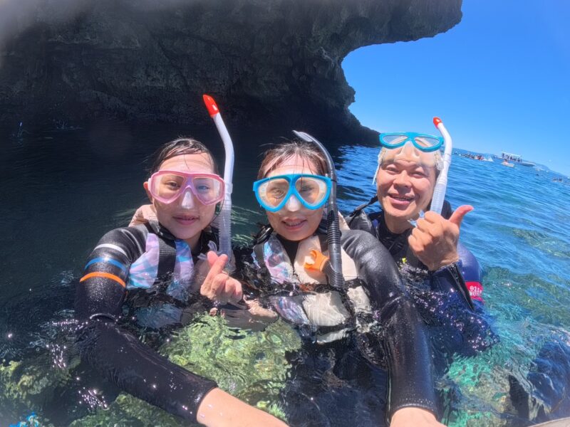 PADI 青之洞窟 中文教練