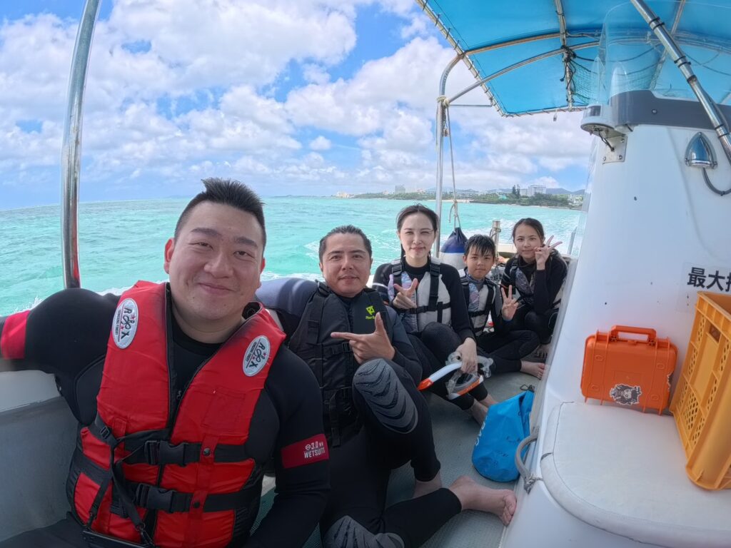 PADI 冲绳潜水 青之洞窟