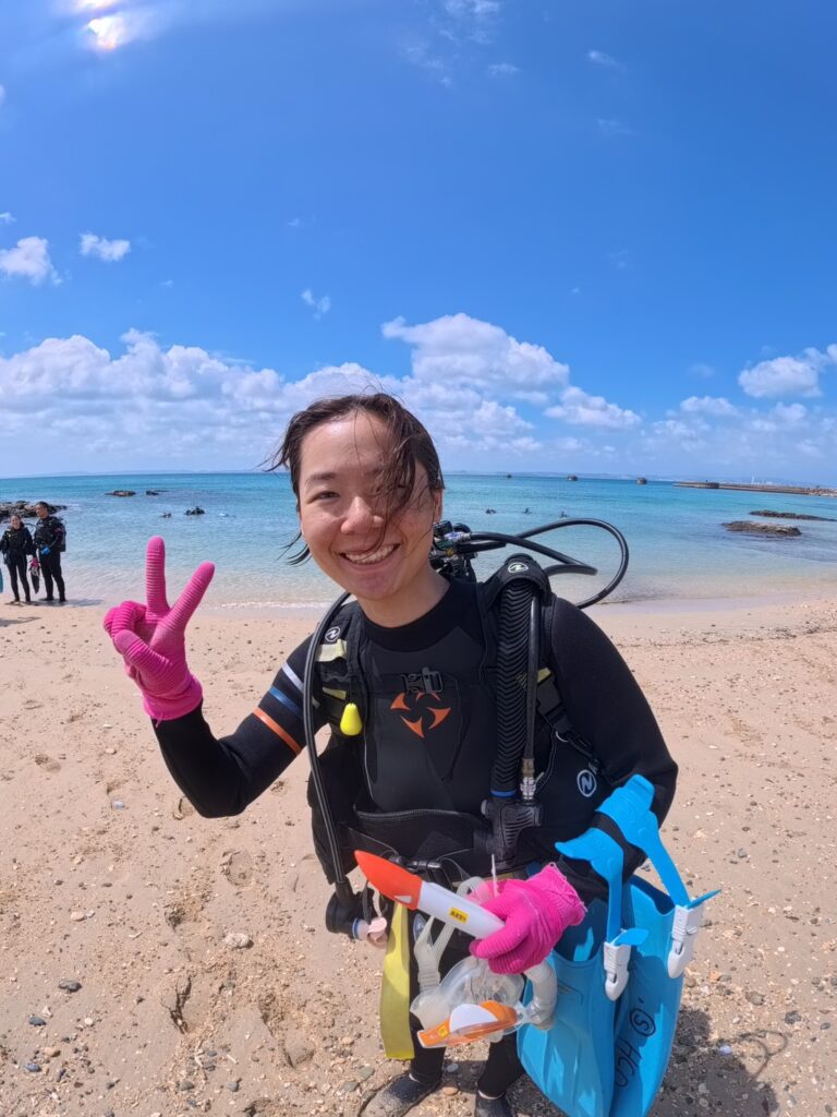 中文服务 PADI 冲绳潜水